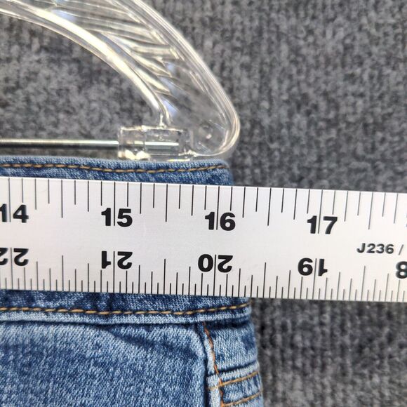 St. John's Bay Petite Women's Stretch Cropped Jeans Blue 14P Stone Wash - Picture 11 of 12